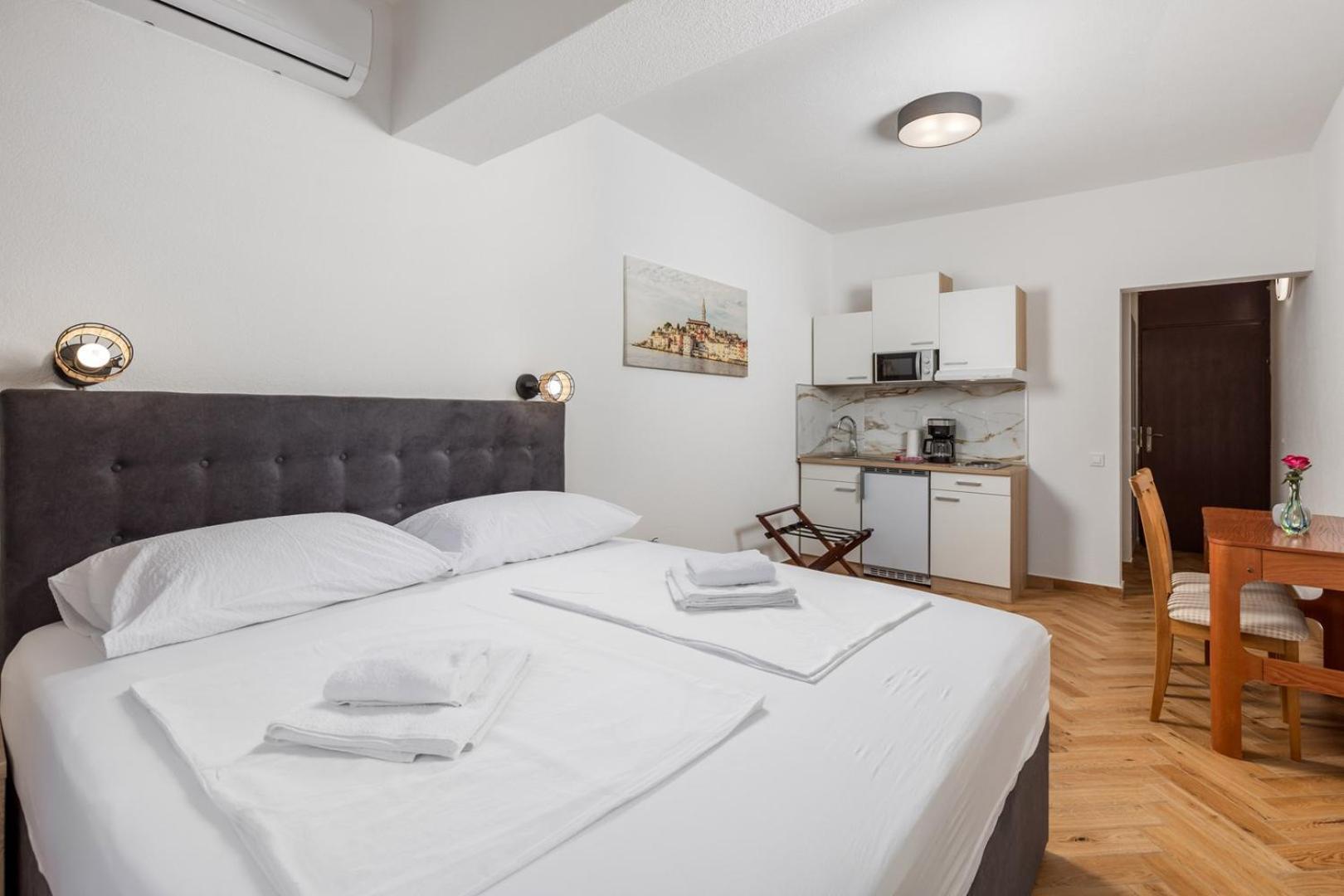 Apartments Jadranka Omišalj Exterior foto